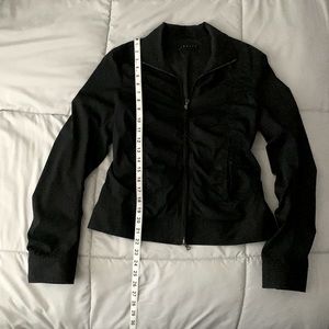 Theory black cute light jacket. Size M. Excellent condition!